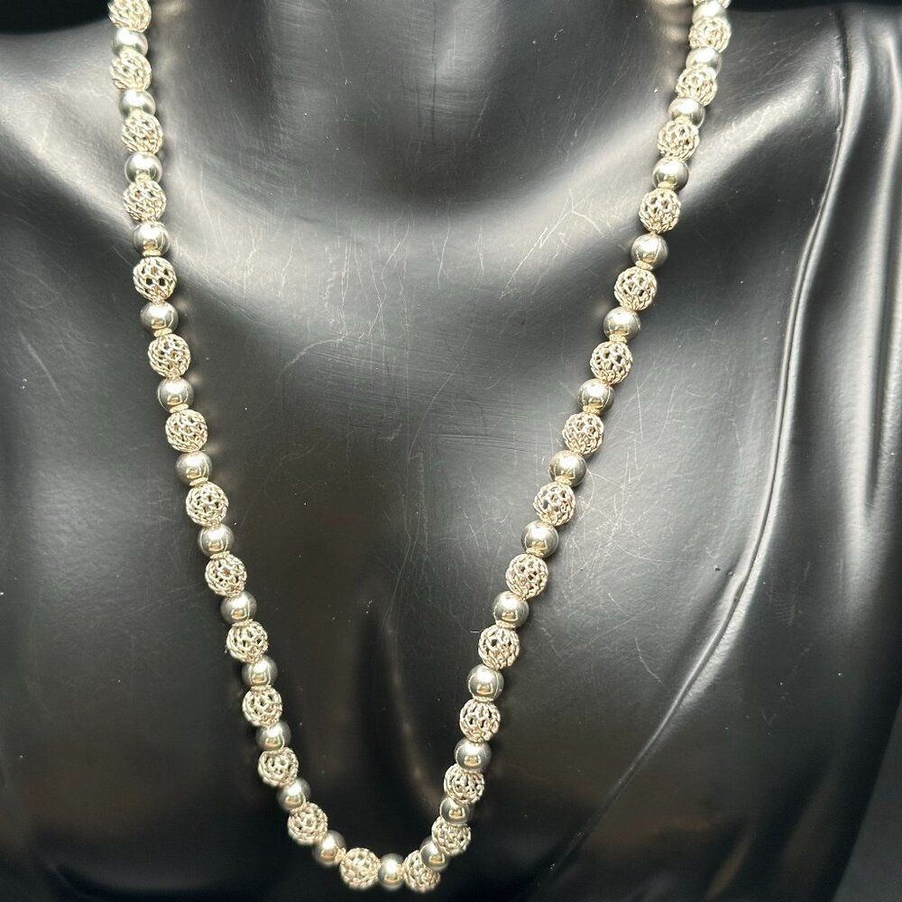 Orbis Interlace Necklace